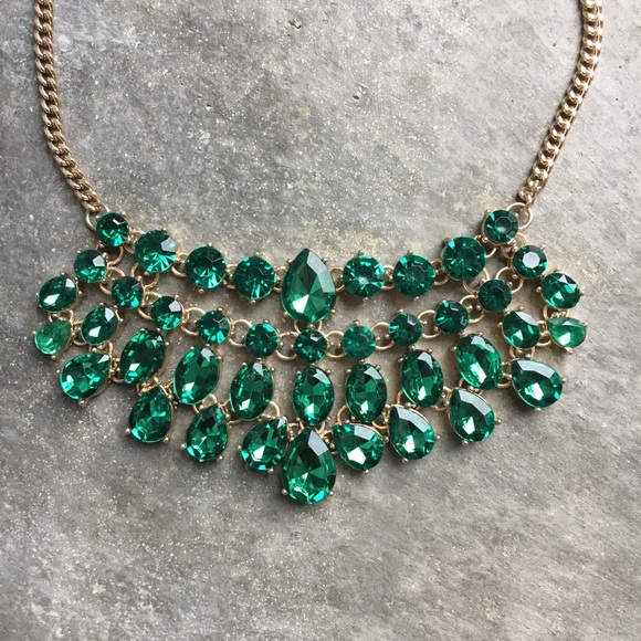 n/a Jewelry - Green Gem Necklace
